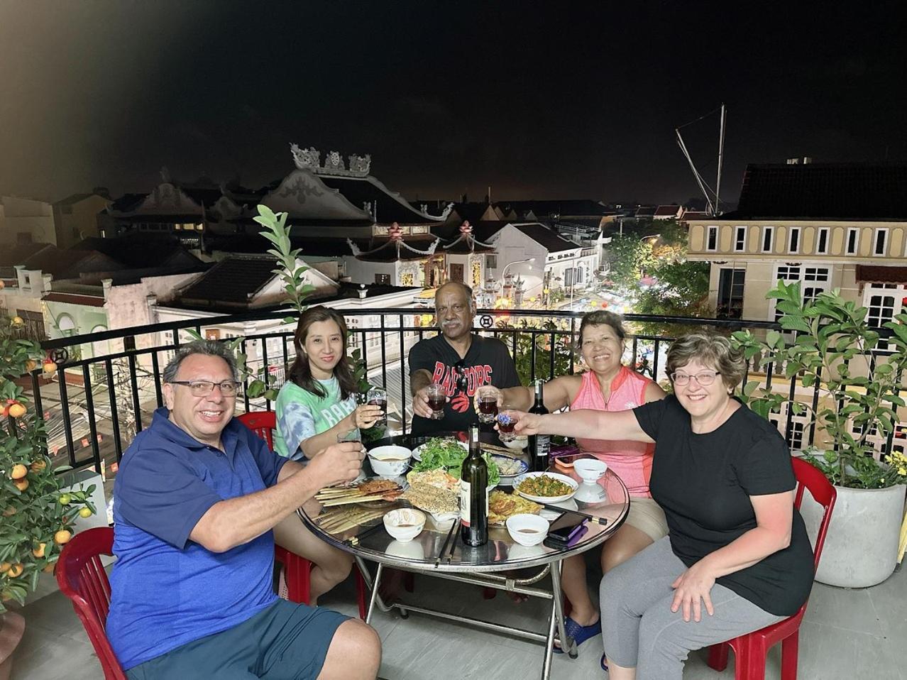 Lisa Homestay 2 Хойан Экстерьер фото